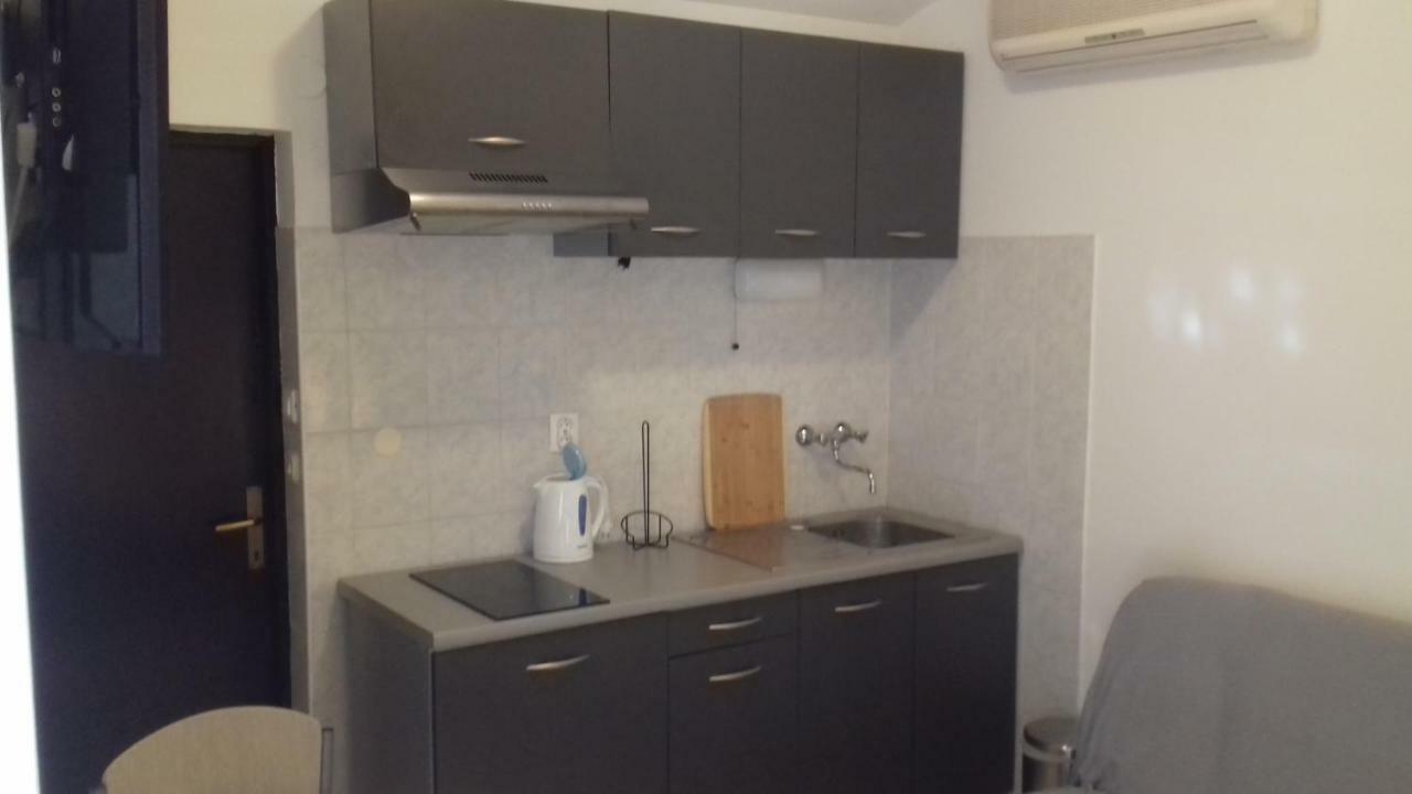 Tili Apartment