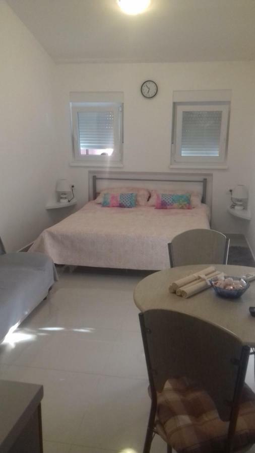 Tili Apartment *