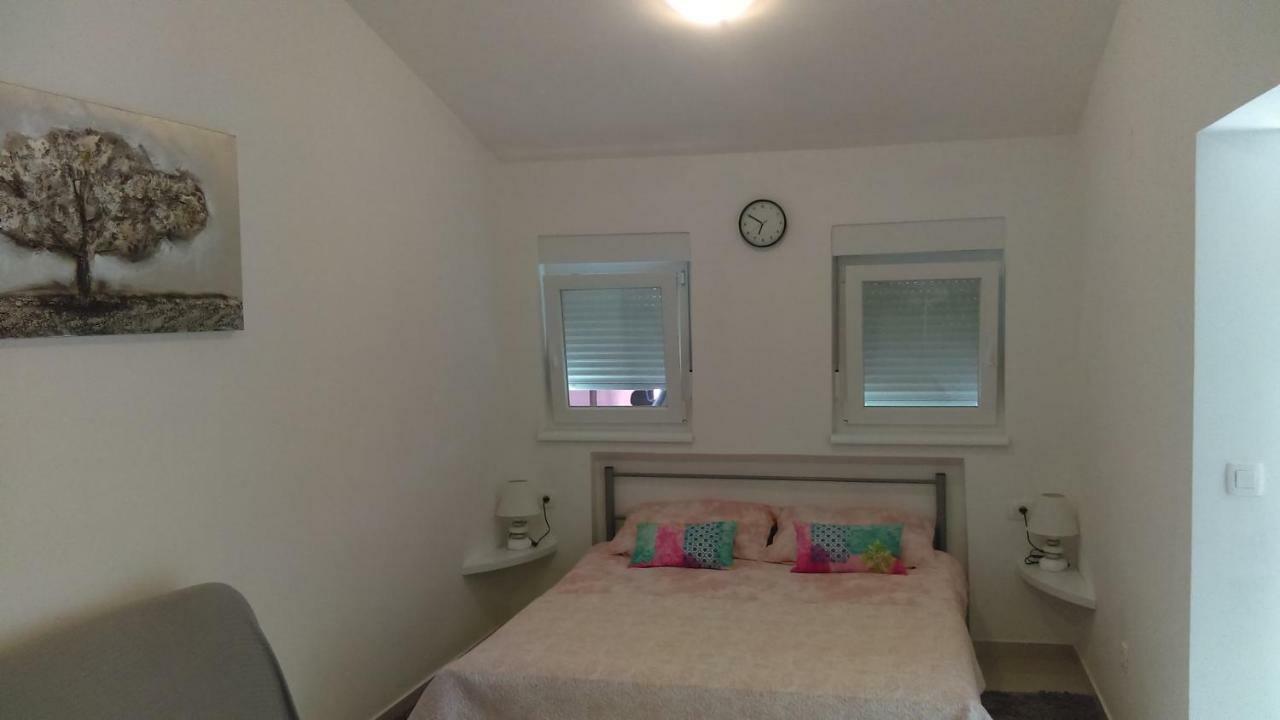 Tili Apartment