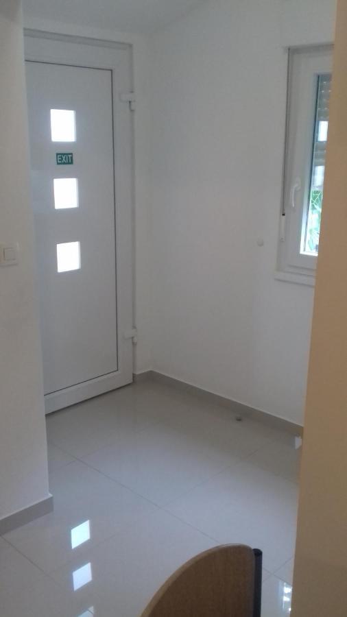 Apartment Tili *